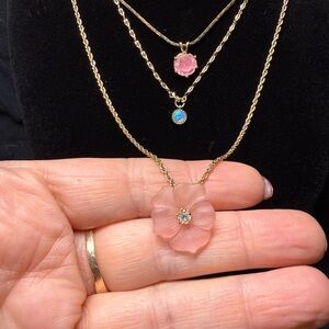 Avon Vintage Elegant Pink Flower Pendant Necklace Bundle